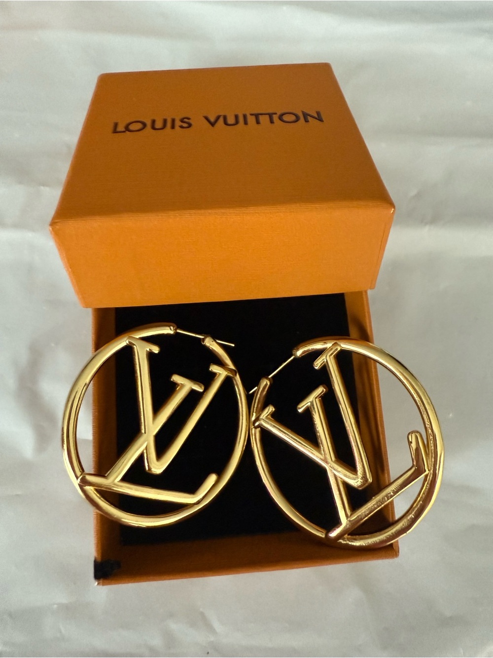 Louis Vuitton Gold LV Circle Logo Hoop Earrings